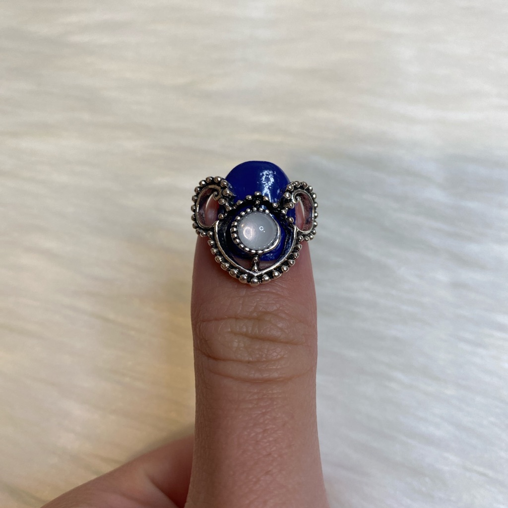 - Cute Silver Ring